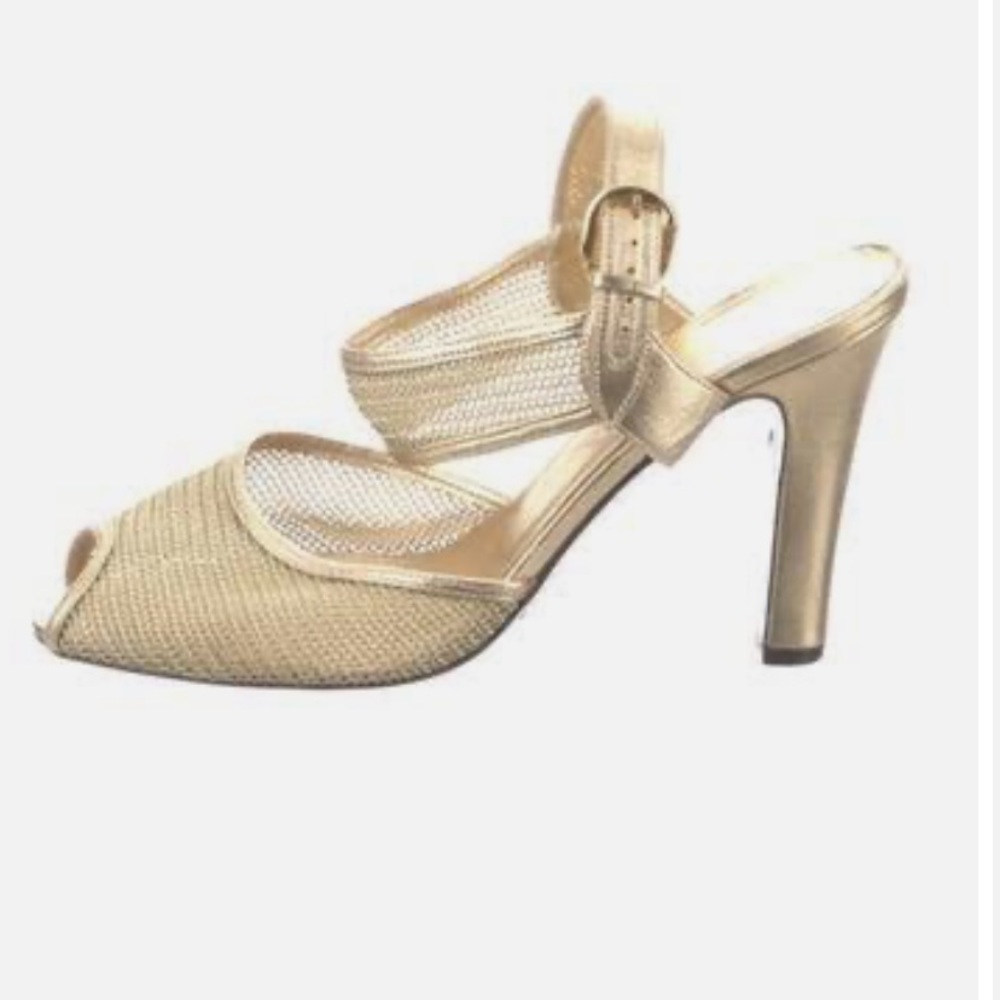 LOUIS VUITTON
Leather Mesh Accents Slingback Sandals